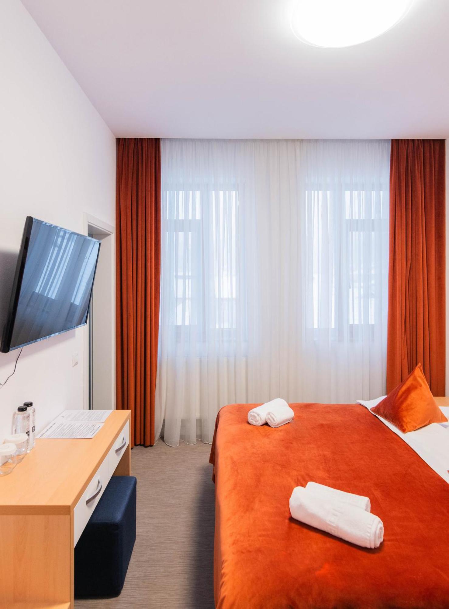 Hotel Urban بايا ماري المظهر الخارجي الصورة