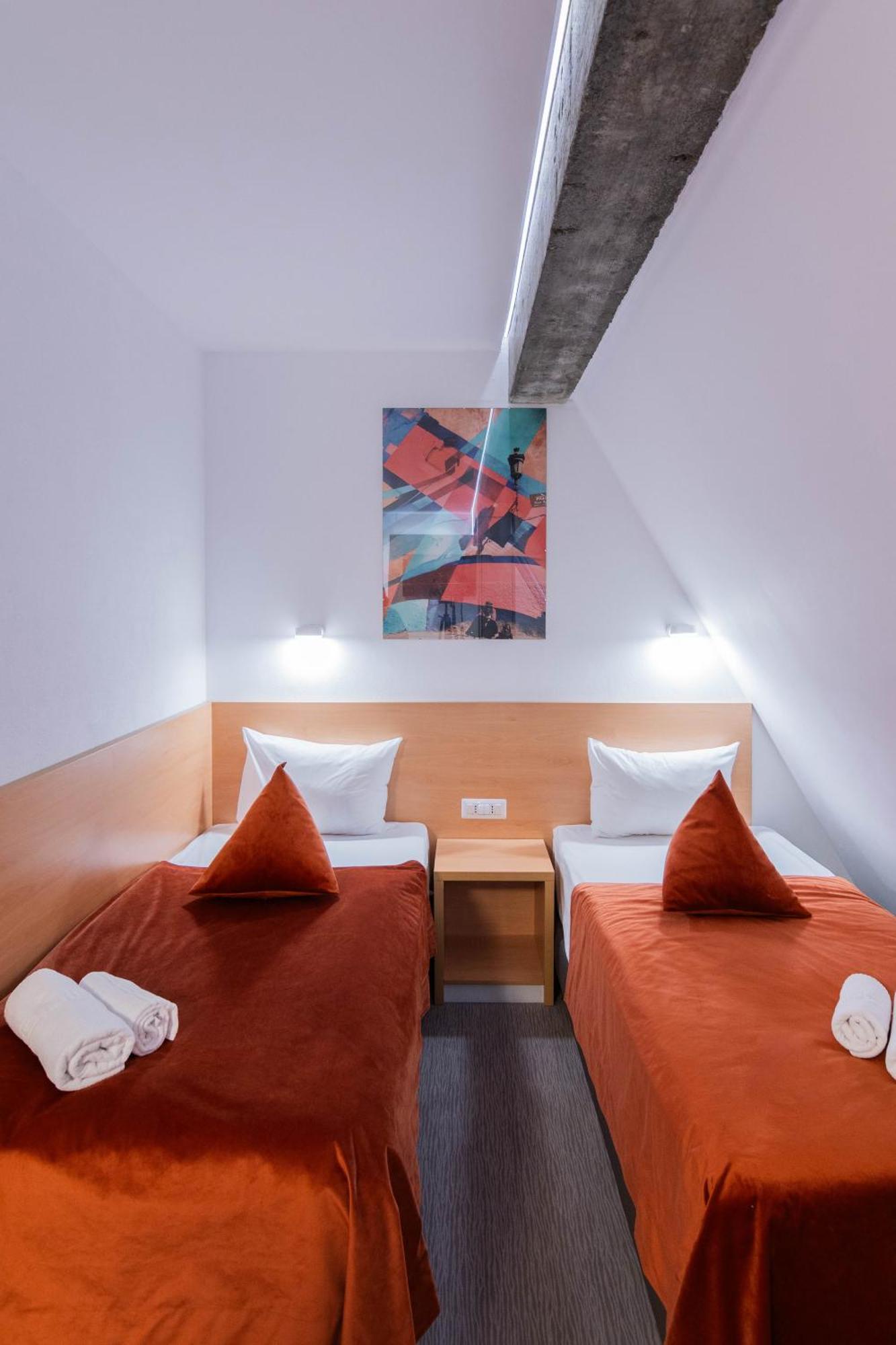 Hotel Urban بايا ماري المظهر الخارجي الصورة