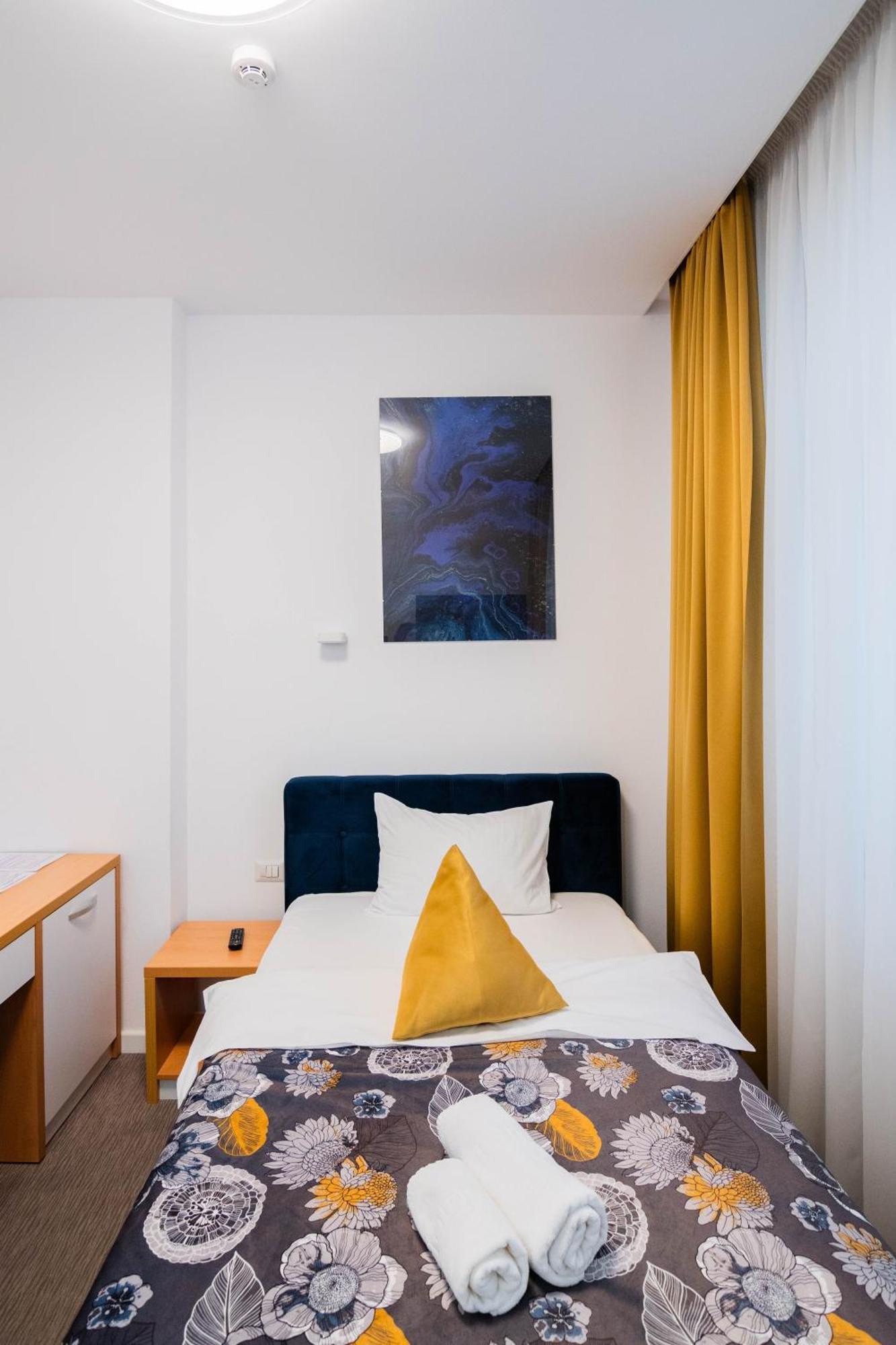 Hotel Urban بايا ماري المظهر الخارجي الصورة